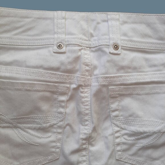 Y2K Low Rise White Denim Mini Skirt US 9 Frayed Raw Hem 2000s - Picture 6 of 7